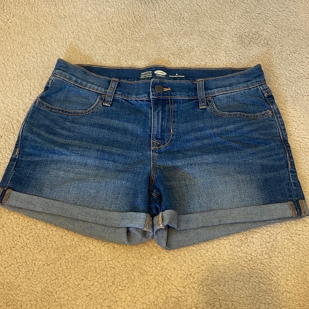 Old Navy Semi-Fitted Jean Shorts